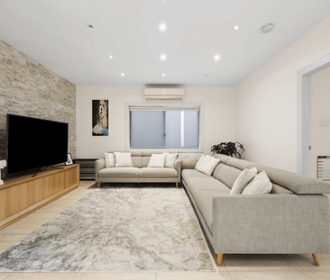 Comfortable Living in a Quiet Setting - Photo 3