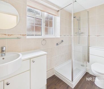 1 bedroom ground floor flat to rent - Photo 6