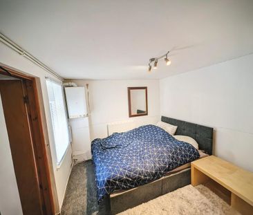 1 bedroom ground floor flat to rent - Photo 3