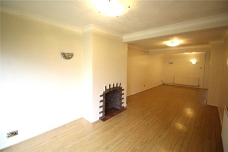 3 bedroom semi-detached house to rent - Photo 3