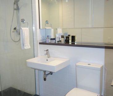 11th floor sunny 1 bedroom -Elevate Apartments - Photo 3