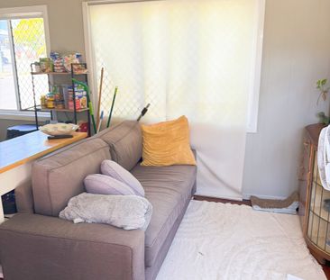 Charming One-Bedroom Home in Leafy Highgate Hill - Photo 1
