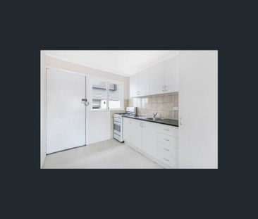 2/136 Albion Road, Windsor, Qld 4030 - Photo 4