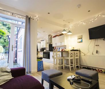 6 bedroom house to rent - Photo 4