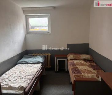 pronájem lůžka Praha Horní Počernice, Mezi vozy - Фото 1