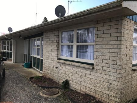 Dinsdale Delight - Photo 4