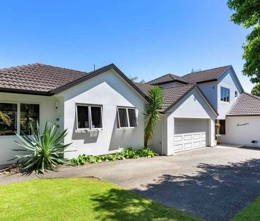 One bedroom one bathroom in Greenhithe - Photo 2