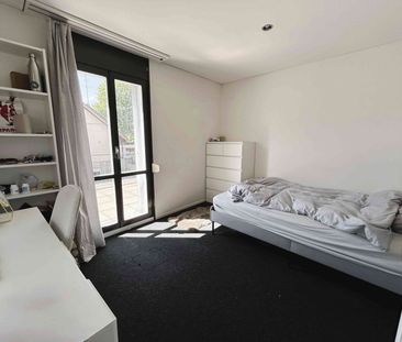 5.5 Zimmer, 80 m², 1. Stock - Photo 2