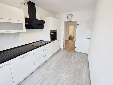 Zur Miete für Jung und Alt: Barrierearme 2-Zimmer-Wohnung mit Balkon - Photo 4