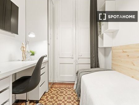 barcelona, Catalonia 08009 - Photo 2