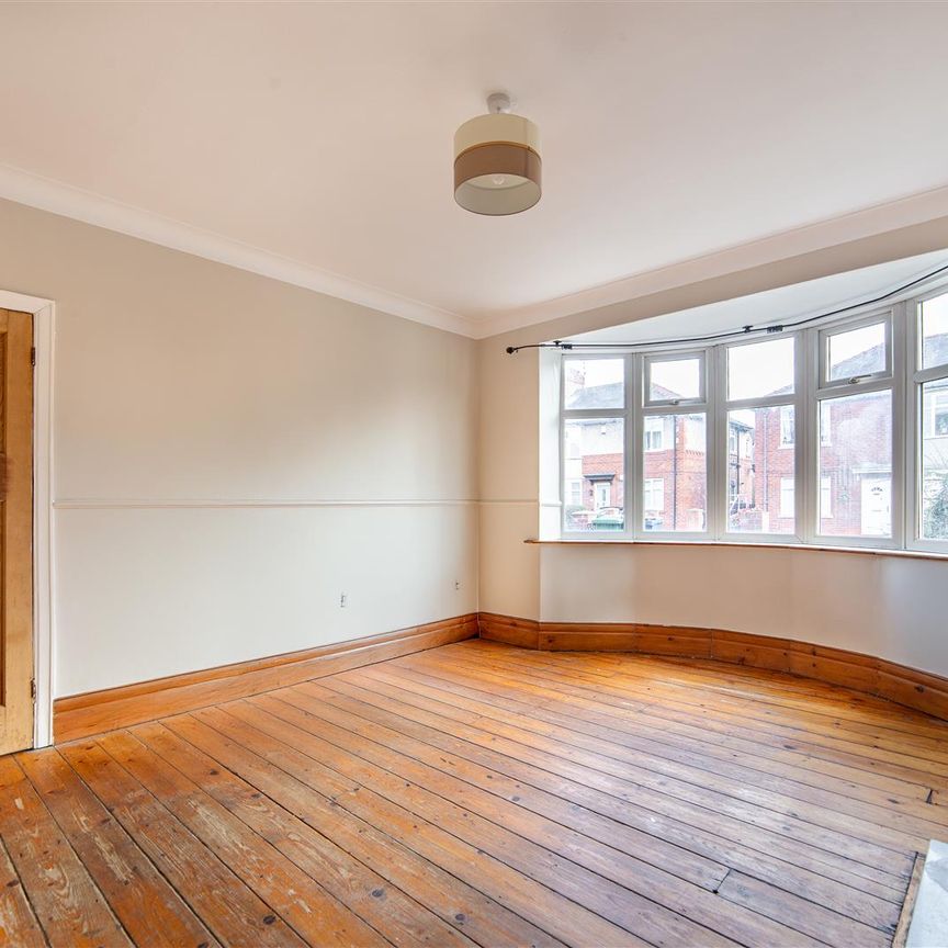 2 bed flat to rent in Ferndene Grove, High Heaton, NE7 - Photo 1