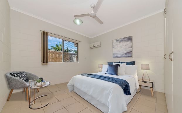 Coastal Living Meets Convenience - Unit Close to The Strand & CBD! - Photo 1