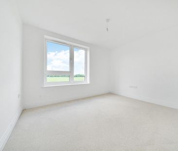 4 bedroom detached house to rent - Photo 6