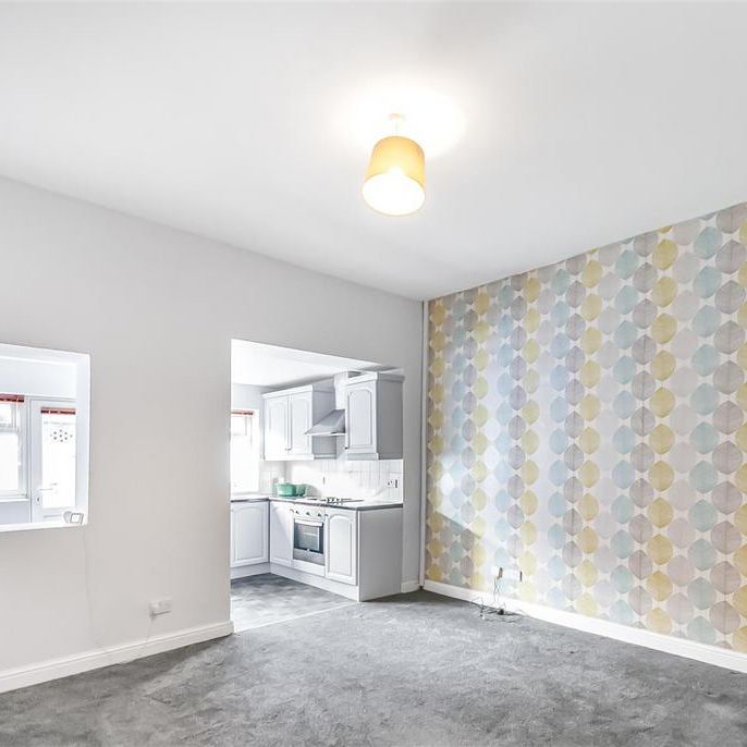 2 bedroom terraced house to rent - Photo 1