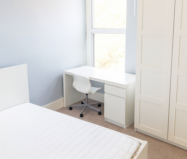 5 bedroom terraced house to rent - Photo 4