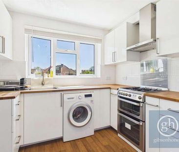 Cedar Avenue, Ruislip, HA4 - Photo 4