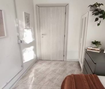 Via Lero, Rome, Lazio 00144 - Foto 2