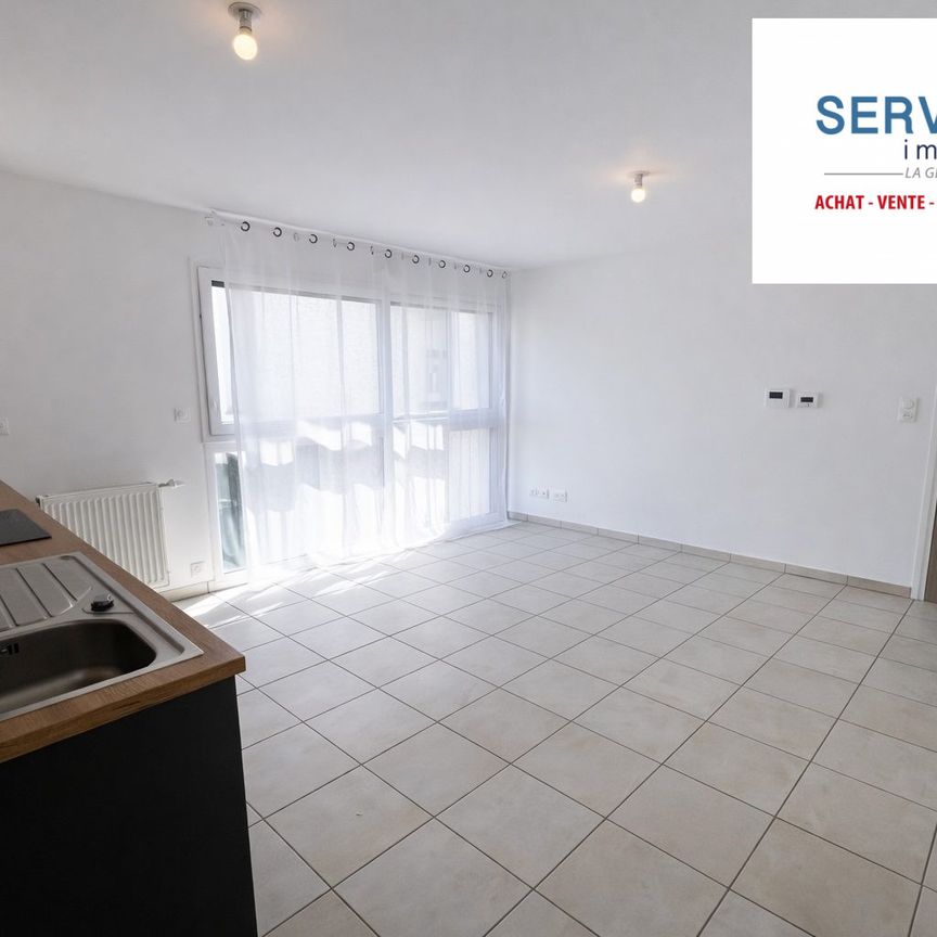 Location Appartement 3 pièces 58m² ERGUE GABERIC 29500 - Photo 1