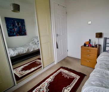 2 bedroom flat to rent - Photo 6