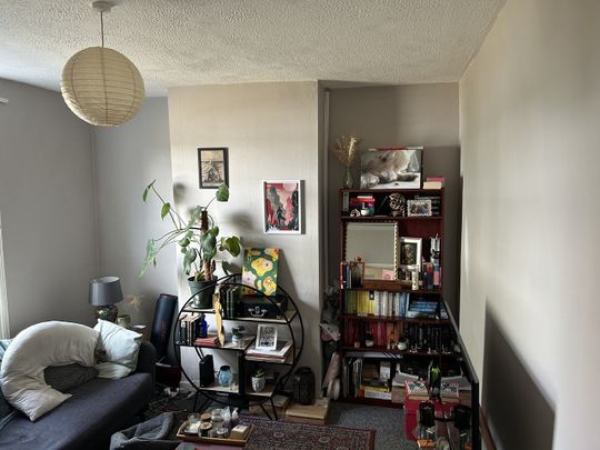 2 Bed Terraced House, Sevier Street, BS2 - Photo 1