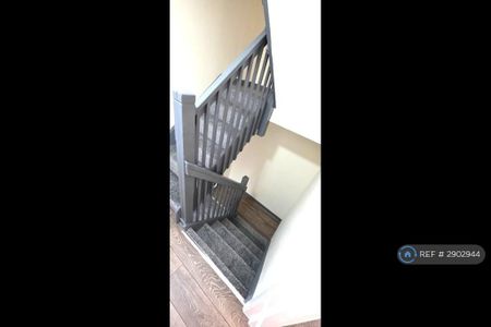 4 bedroom terraced house to rent - Photo 5