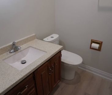 For Lease - 259 Glenway Circle Unit# Basement, Newmarket, Ontario - Photo 4