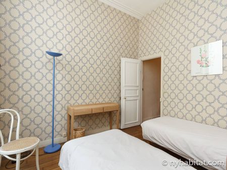 Logement à Paris, Location meublée - Photo 4