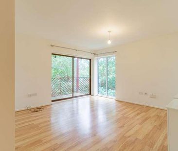 Foxheath, Wayland Close, Bracknell, RG12 - Photo 4