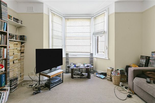 Santos Road, Putney, SW18 1NS - Photo 1