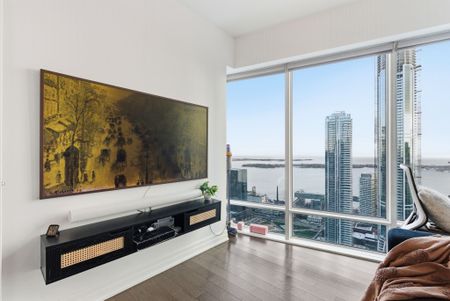 For Lease - 8 The Esplanade Street Unit# 5210, Toronto, Ontario - Photo 4