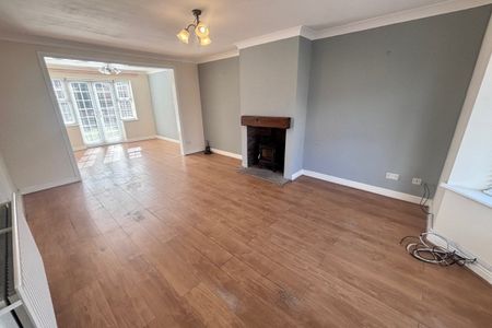 Thorn Fields, Thorngumbald, HULL - Photo 2