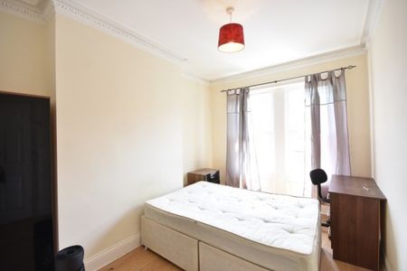 4 Bed - Meldon Terrace, Heaton - Photo 2