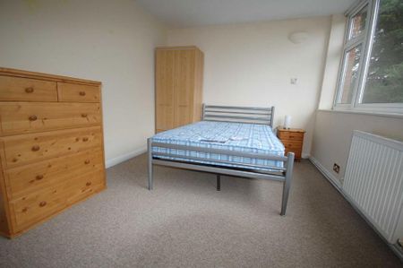 4 bedroom house to rent - Photo 2