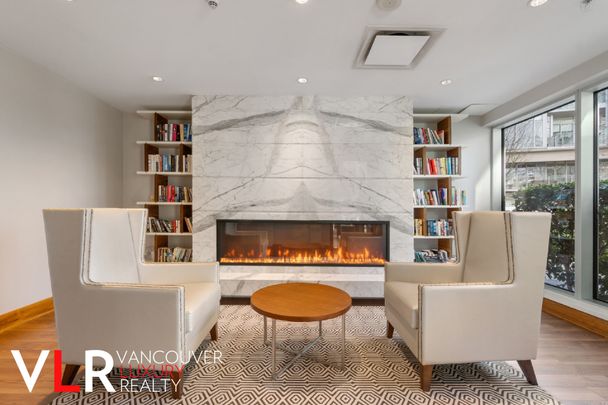 Condo in Vancouver West Side, BC - Photo 1