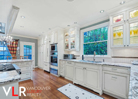 House in Vancouver West Side, BC - Photo 2