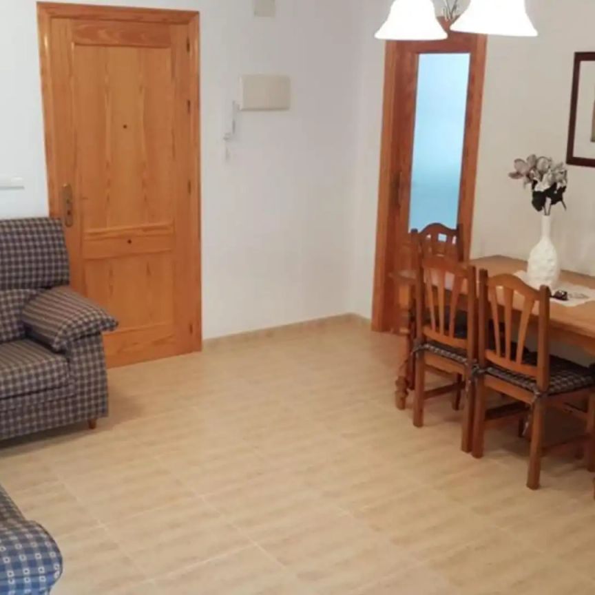 Piso de alquiler en Calle Concha Espina, 5, Campoamor - Photo 1