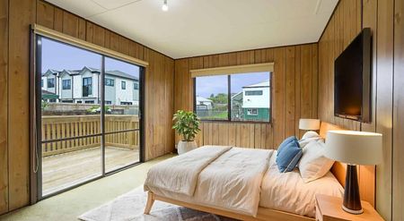 Tidy Two Bedroom Home - Photo 4