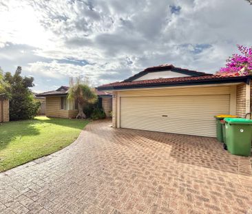 GREAT SIZED FAMILY HOME - Photo 1