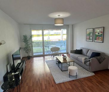 Neugasse 83 – Spacious Newly Furnished 2-Bedroom Apartment in the Heart of Zurich! - Photo 1