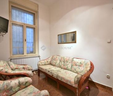 Kiadó újszerű állapotú lakás - Budapest V. kerület - Photo 1