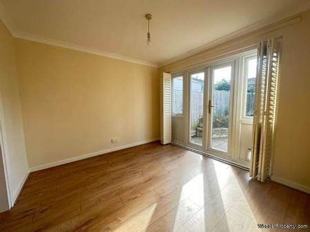 3 bedroom property to rent in St Neots - Photo 4