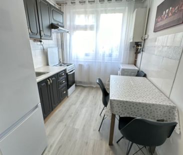 Astra/Saturn apartament 2 camere mobilat si utilat - Fotografie 5