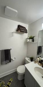 1 Bedroom 1 Bath - 5 month Sublet With Option To Extend - Photo 4