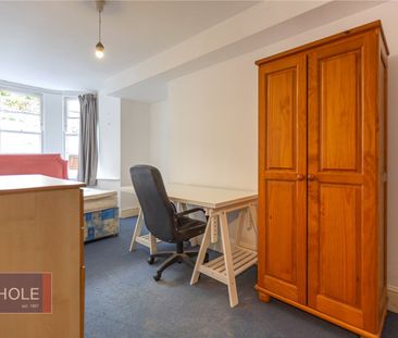 Clifton Park Road, - Photo 5