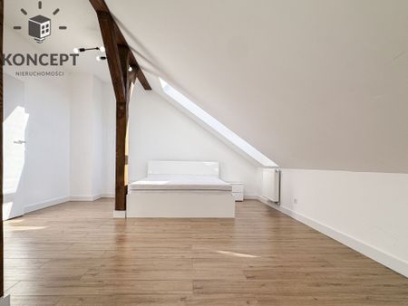 Wyjątkowy dom w zabudowie bliźniaczej 4 sypialnie - Photo 5