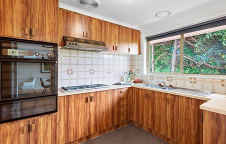 2/300-302 Blackburn Road, Glen Waverley - Photo 3