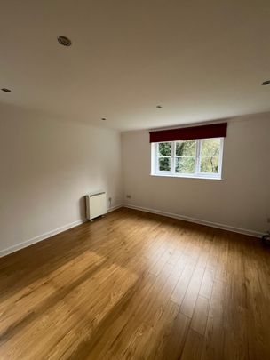 Menzies Avenue, Laindon, Basildon, SS15 - Photo 1