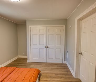 For Lease - 85R Robins Avenue, Hamilton, Ontario - Photo 5