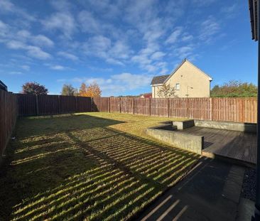 3 bedroom detached house to rent - Photo 6