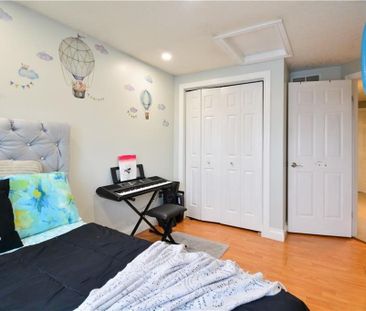 For Lease - 39 Endeavour Drive, Cambridge, Ontario - Photo 5